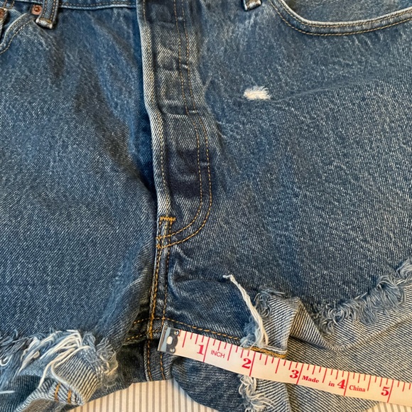 Levis 501 shorts - Picture 2 of 7